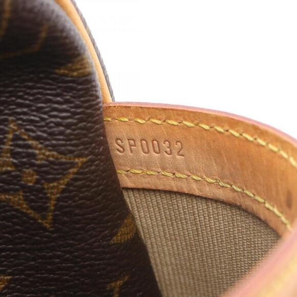 LOUIS VUITTON Brown Monogram Leather Shoulder Bag - Picture 6 of 11